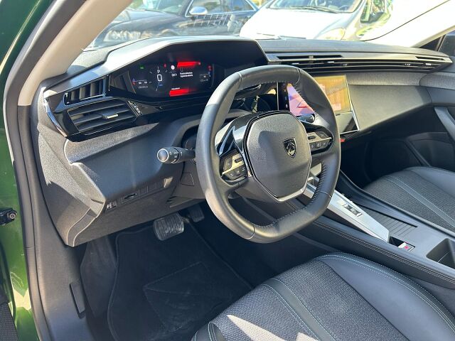 PEUGEOT 308 ALLURE 1.2 E-THP AUTO SPANISH LHD IN SPAIN 16000 MILES SUPERB 2023